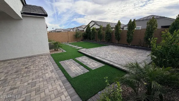 $1,750 | 40145 West Hillman Drive, Maricopa, AZ 85138