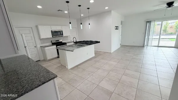 $1,750 | 40145 West Hillman Drive, Maricopa, AZ 85138