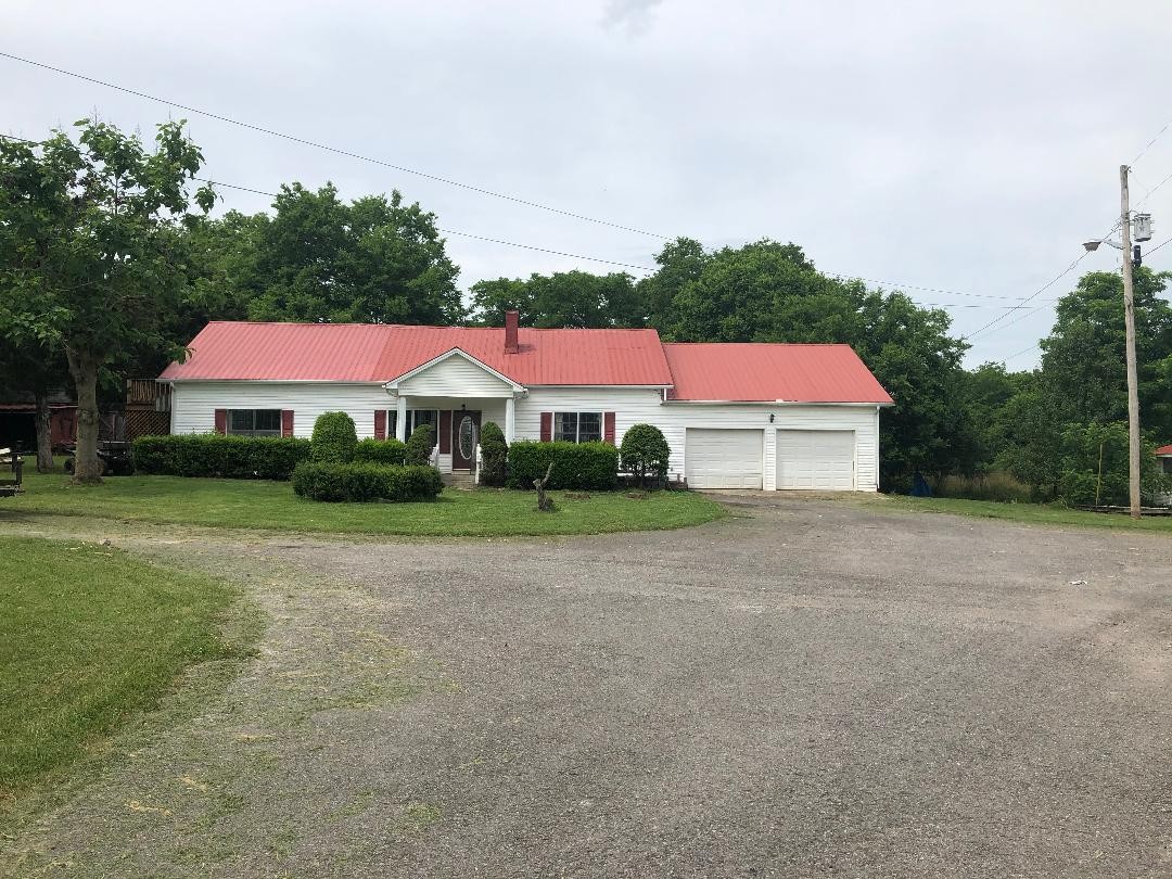 10980 Canoe Branch Road Castalian Springs, TN 37031 - Photo 1 of 46 Gallery Image 1