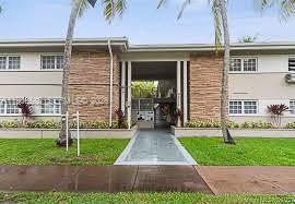 6511 Santona Street, Unit C8 Coral Gables, FL 33146 - Photo 17 of 21