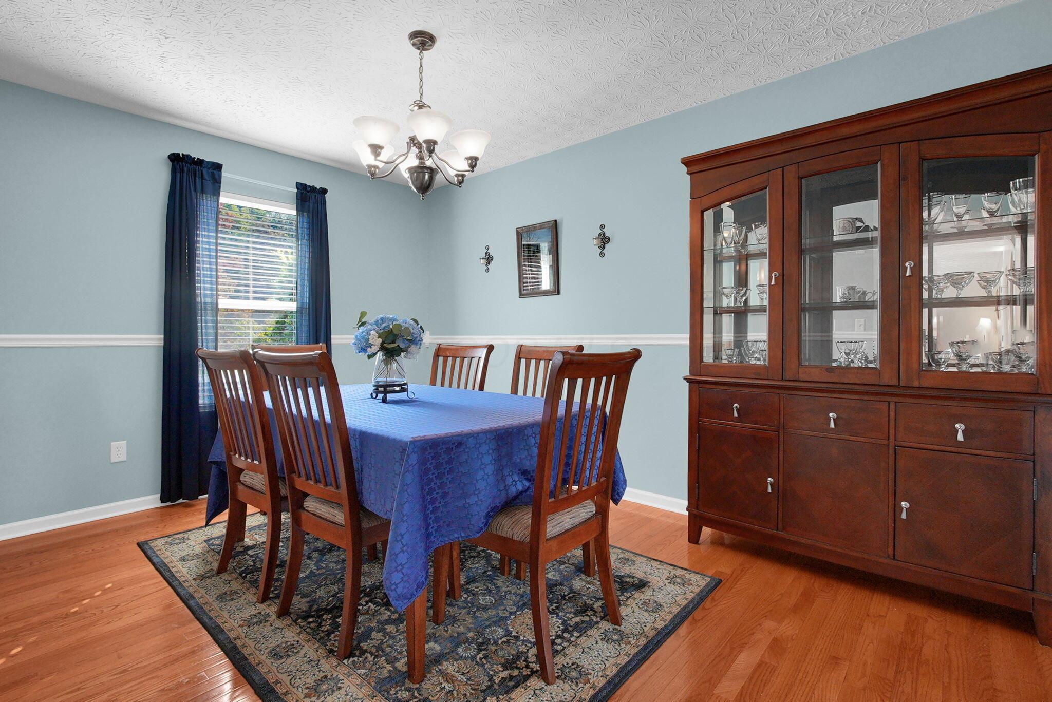 114 Tabilore Loop Delaware, OH 43015 - Photo 10 of 59 Dining room