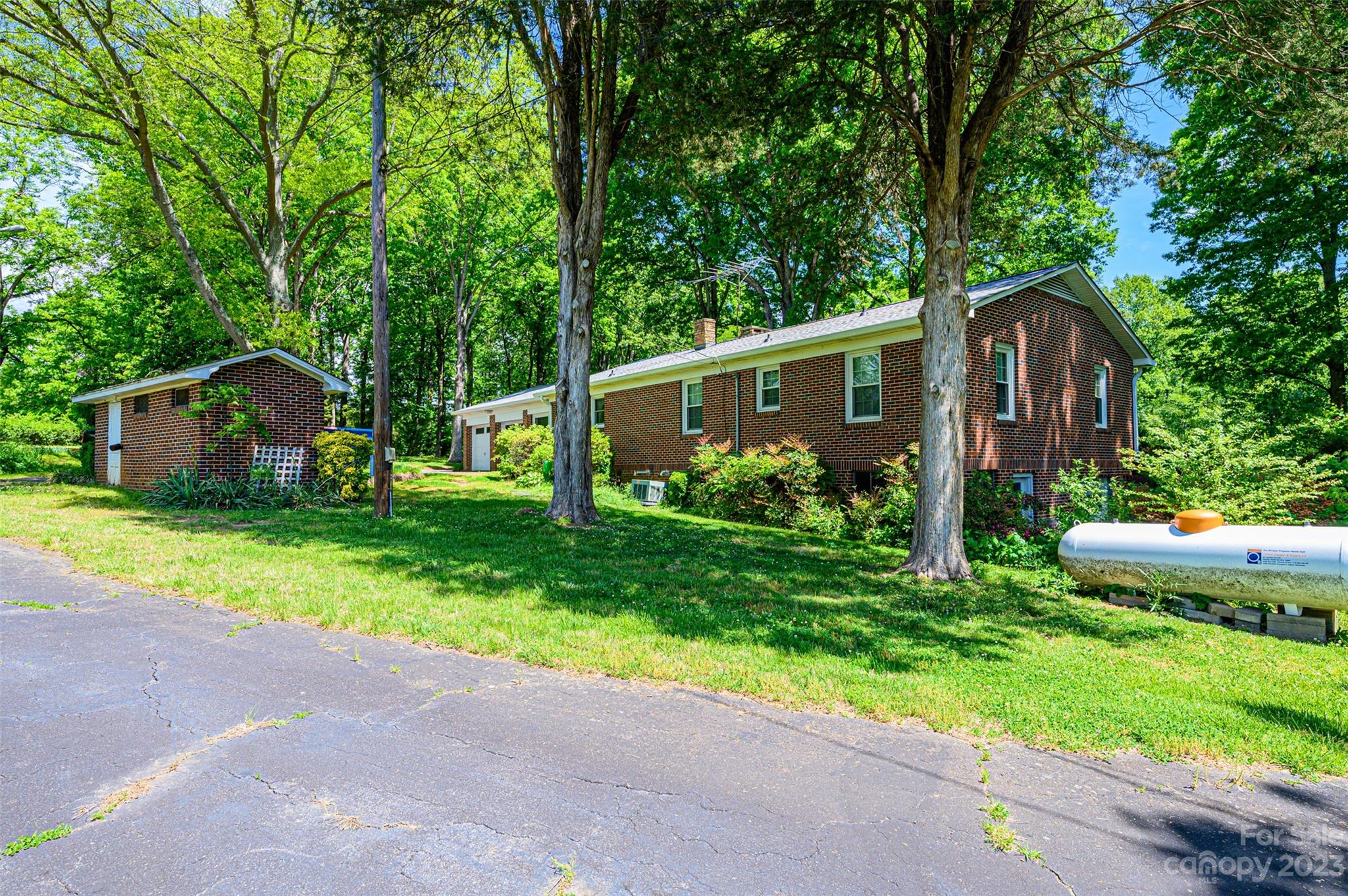4249 Herman Sipe Road Conover, NC 28613 - Photo 14 of 22 Gallery Image 14