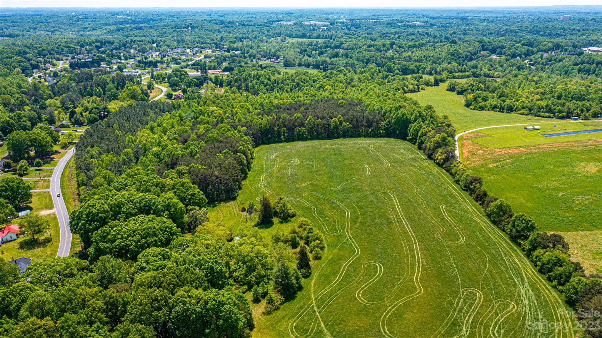4249 Herman Sipe Road Conover, NC 28613 - Photo 5 of 22 Gallery Image 5