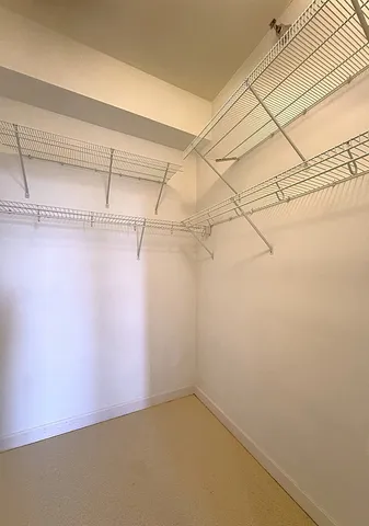 $405,000 | 1322 South Prairie Avenue, Unit 1705, Chicago, IL 60605