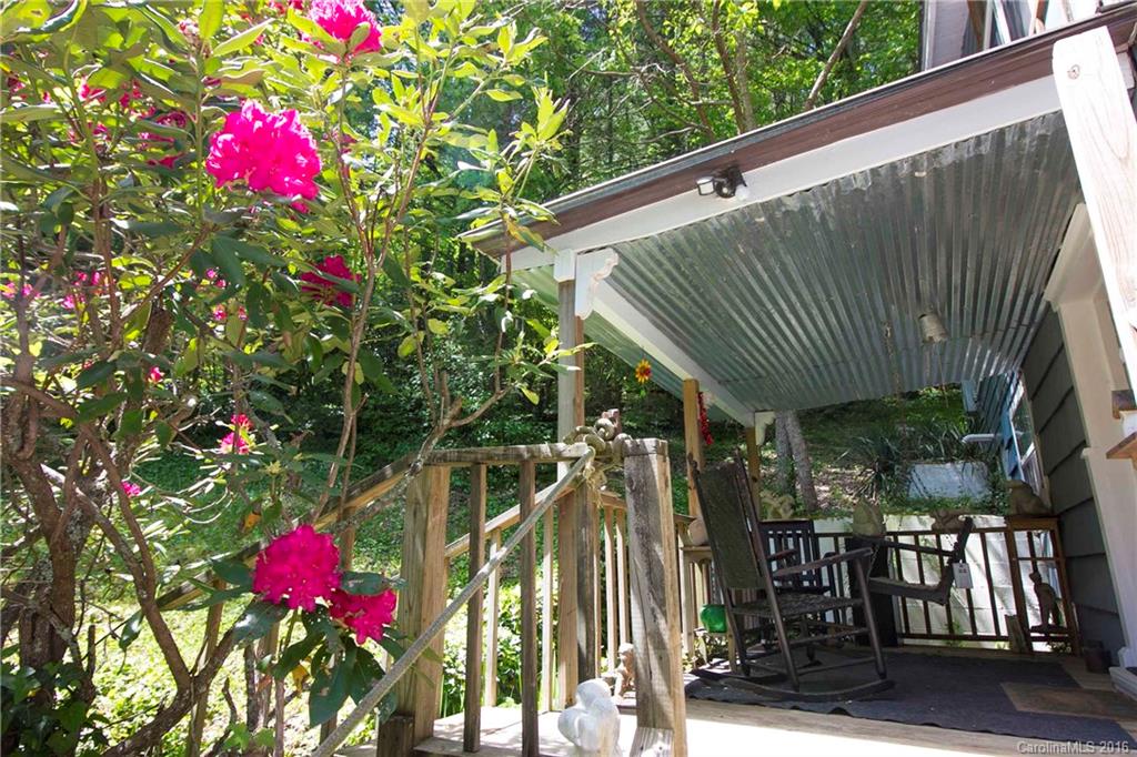 529 Barrett Road Balsam, NC 28707 - Photo 16 of 21 Gallery Image 16