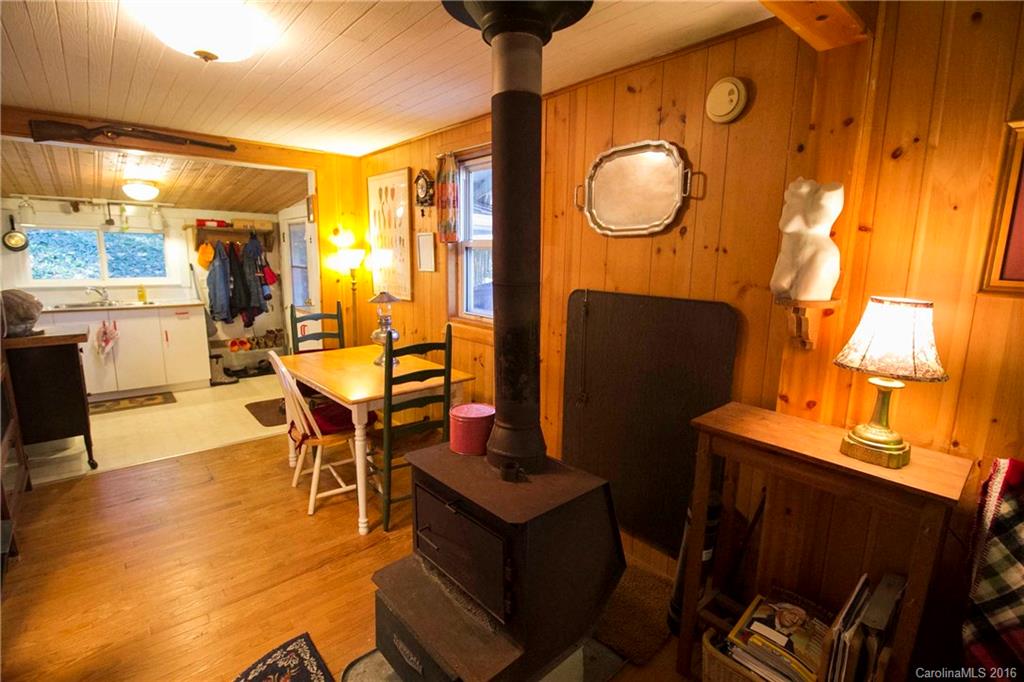 529 Barrett Road Balsam, NC 28707 - Photo 3 of 21 Gallery Image 3