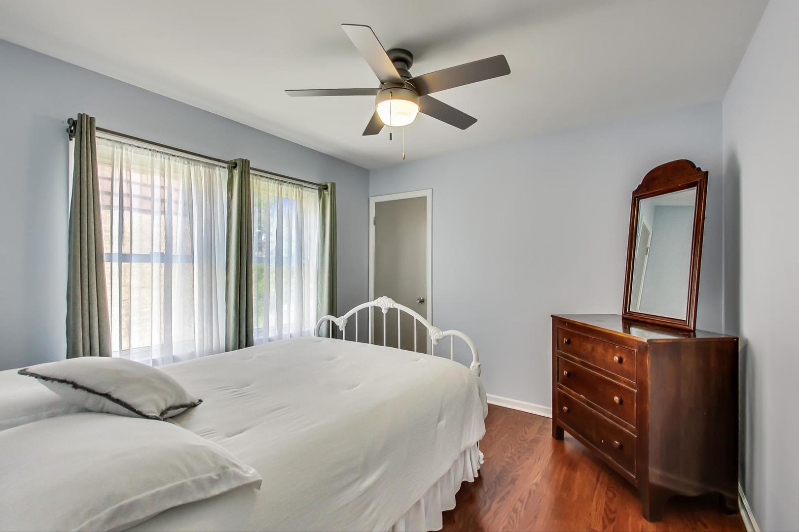 8917 West 24th Street North Riverside, IL 60546 - Photo 28 of 50