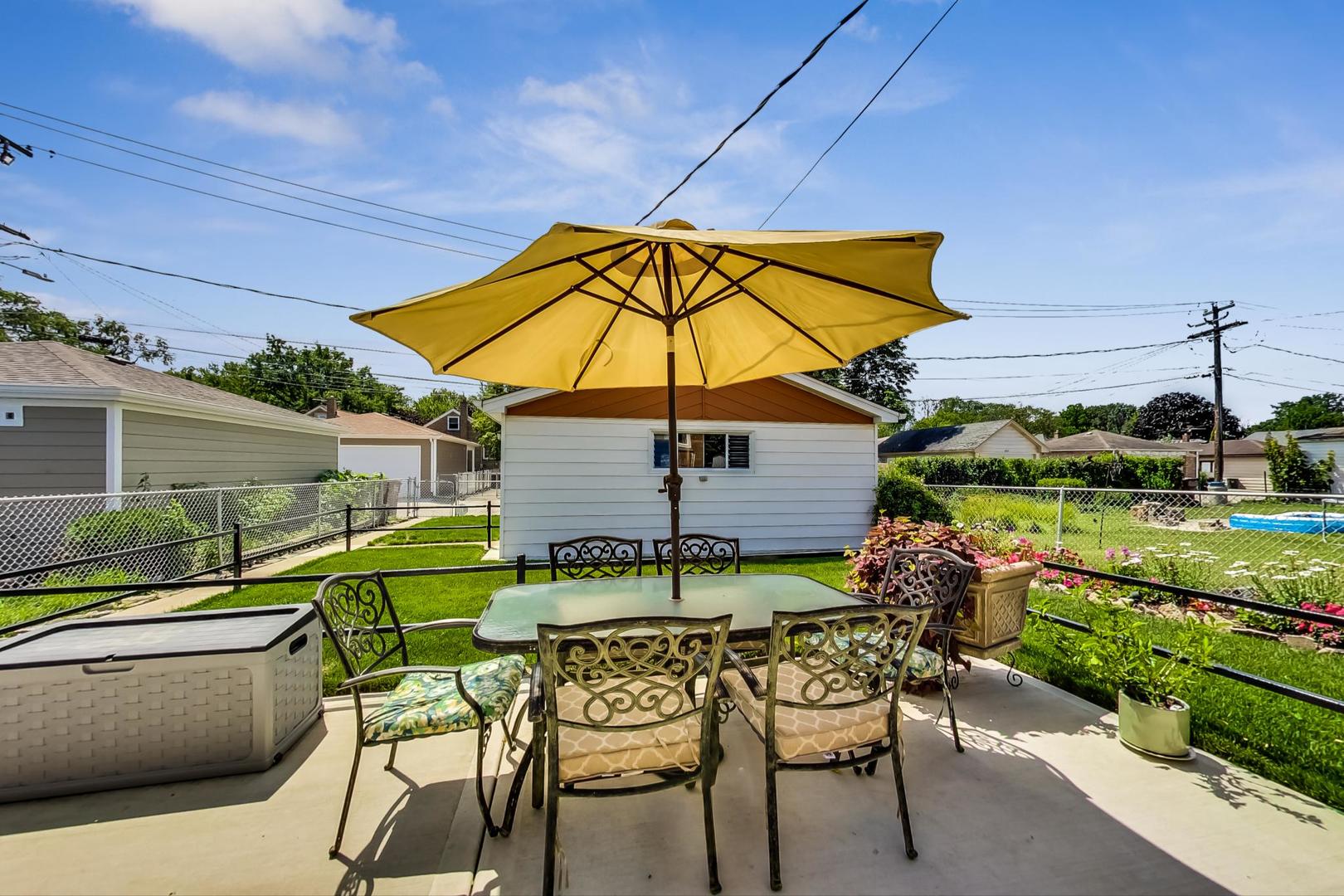 8917 West 24th Street North Riverside, IL 60546 - Photo 45 of 50
