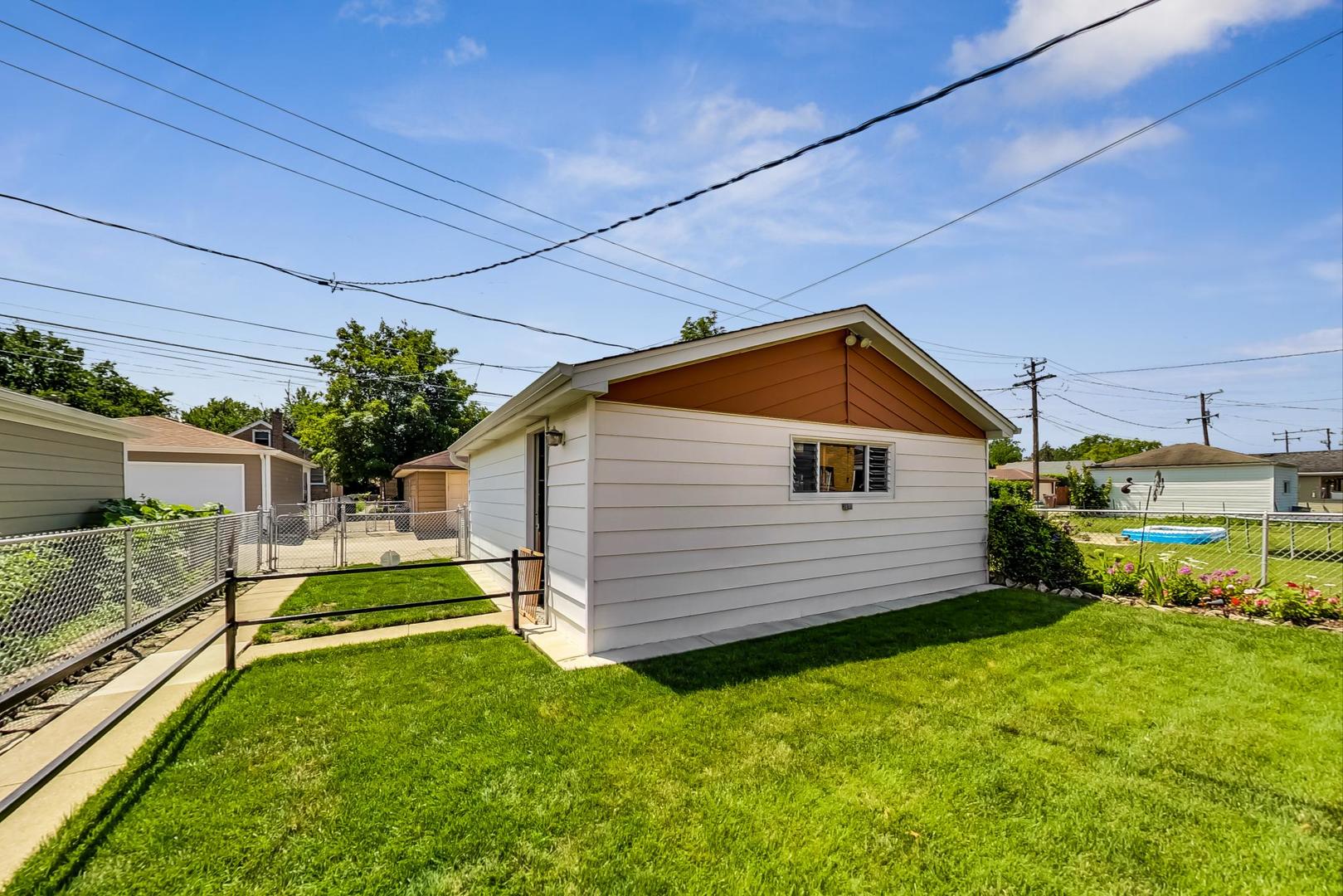 8917 West 24th Street North Riverside, IL 60546 - Photo 47 of 50