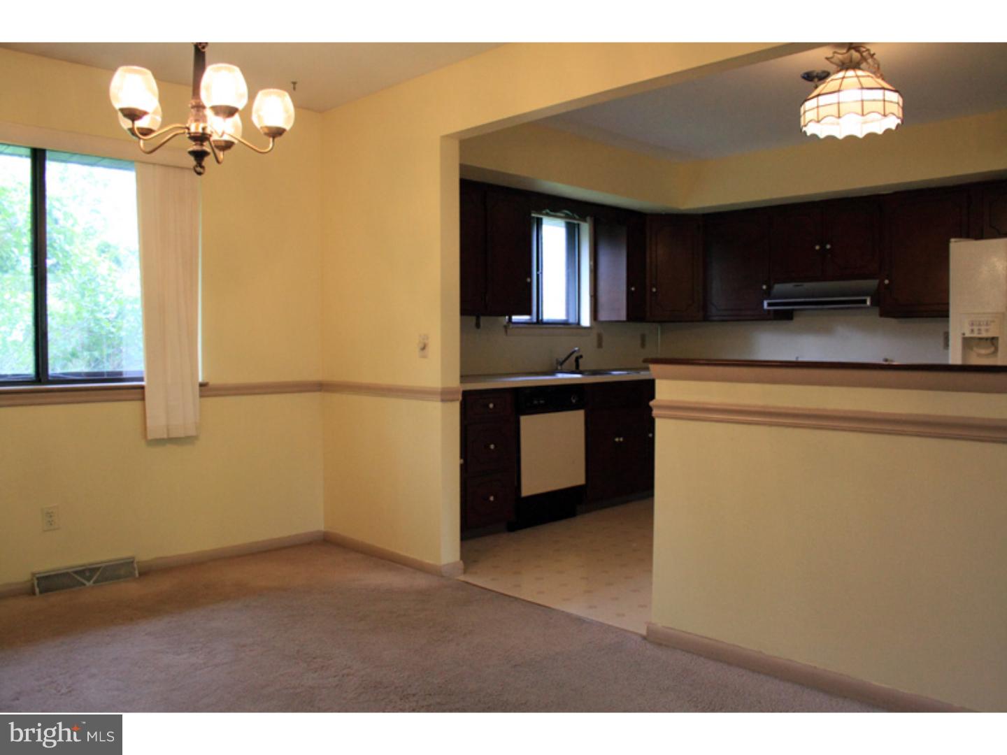 3585 Eton Road Allentown, PA 18104 - Photo 3 of 10 Gallery Image 3