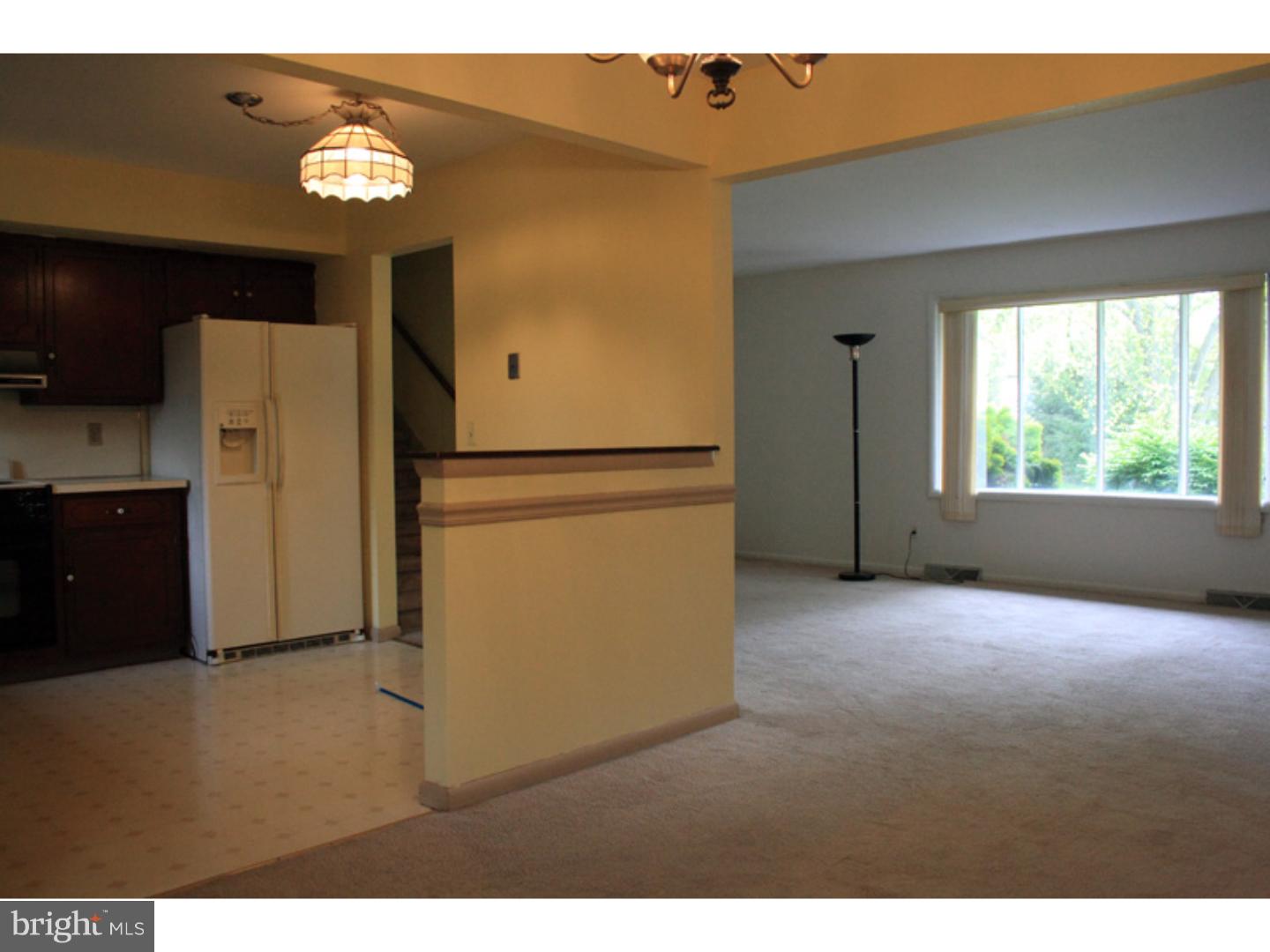 3585 Eton Road Allentown, PA 18104 - Photo 4 of 10 Gallery Image 4