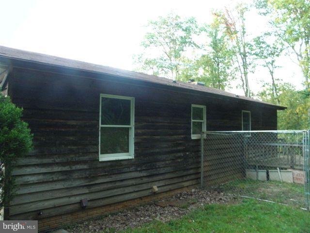 270 Parkside Road Linden, VA 22642 - Photo 19 of 20 Exterior (Rear)