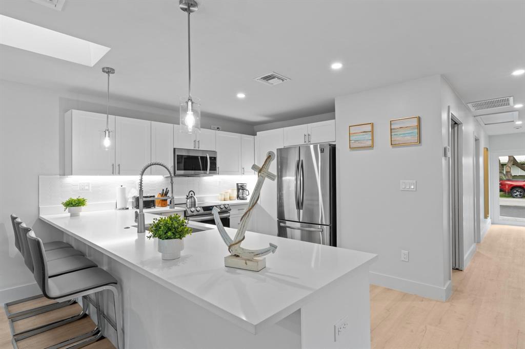 1814 Southeast 7th Street, Unit 1814 Pompano Beach, FL 33060 - Photo 4 of 39