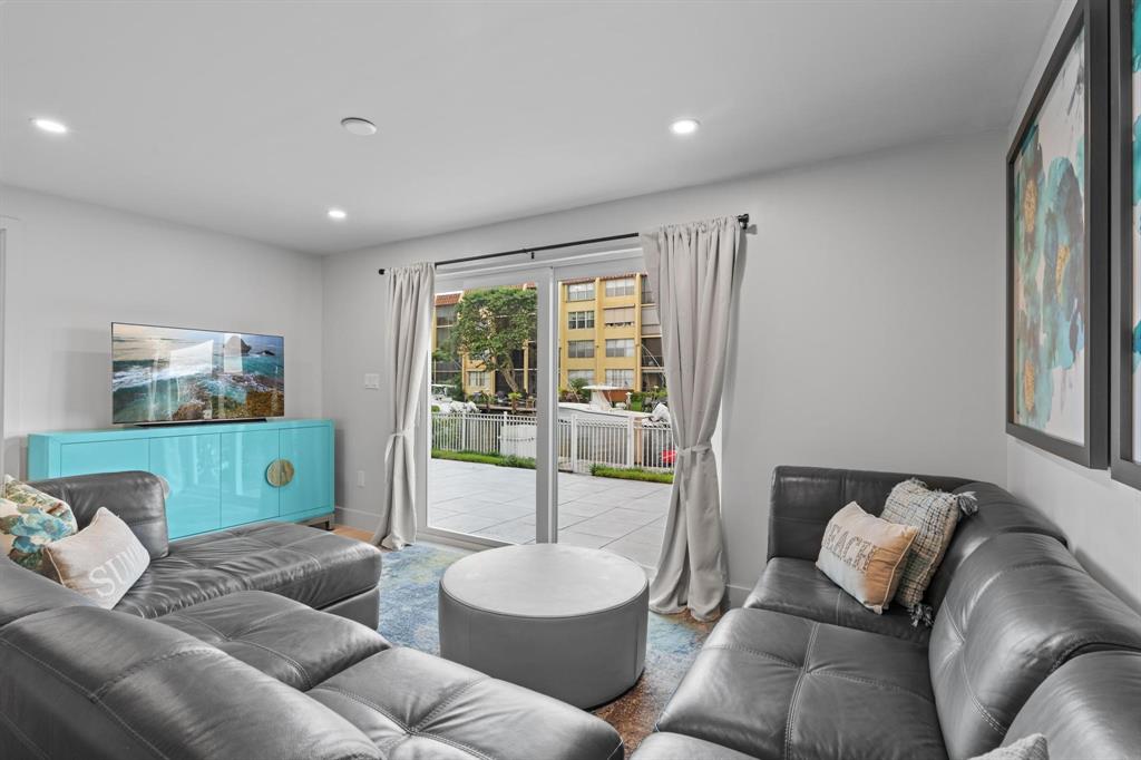 1814 Southeast 7th Street, Unit 1814 Pompano Beach, FL 33060 - Photo 9 of 39