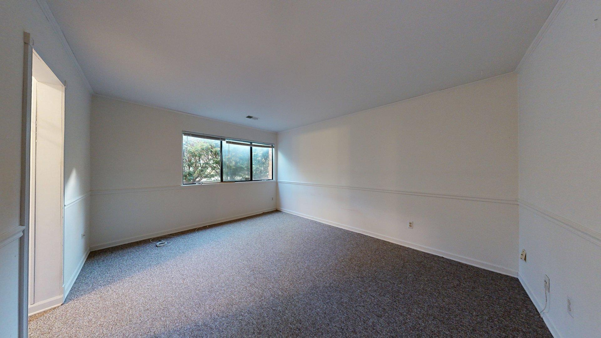 1235 South Maple Road, Unit 101 Ann Arbor, MI 48103 - Photo 15 of 23 1235-S-Maple-Rd-101-10232025_115513