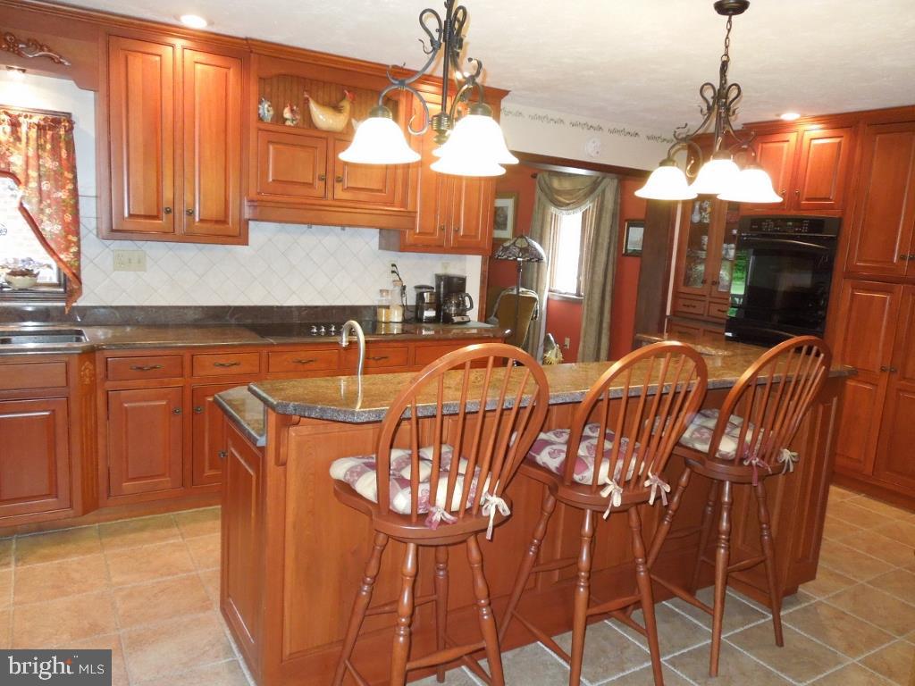 3121 Grandview Road Hanover, PA 17331 - Photo 12 of 36