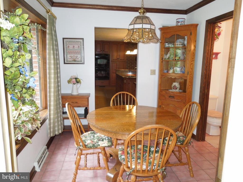 3121 Grandview Road Hanover, PA 17331 - Photo 14 of 36