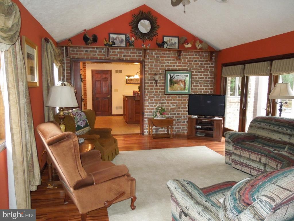 3121 Grandview Road Hanover, PA 17331 - Photo 18 of 36