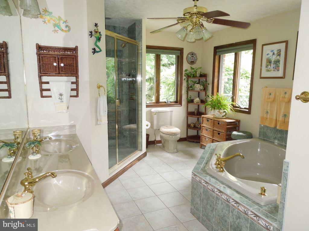 3121 Grandview Road Hanover, PA 17331 - Photo 20 of 36