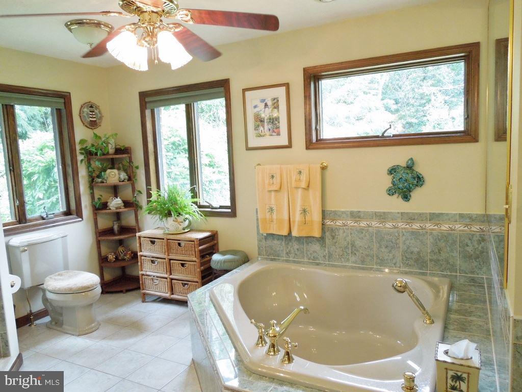 3121 Grandview Road Hanover, PA 17331 - Photo 21 of 36