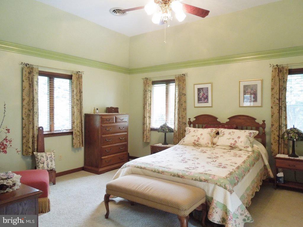 3121 Grandview Road Hanover, PA 17331 - Photo 23 of 36