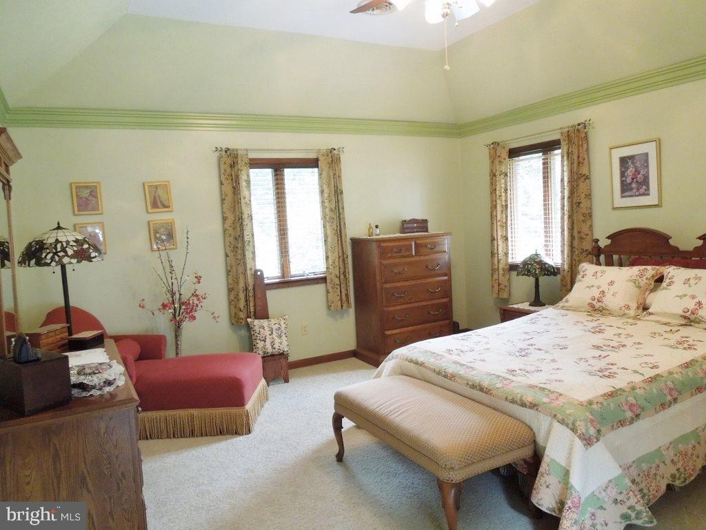3121 Grandview Road Hanover, PA 17331 - Photo 24 of 36