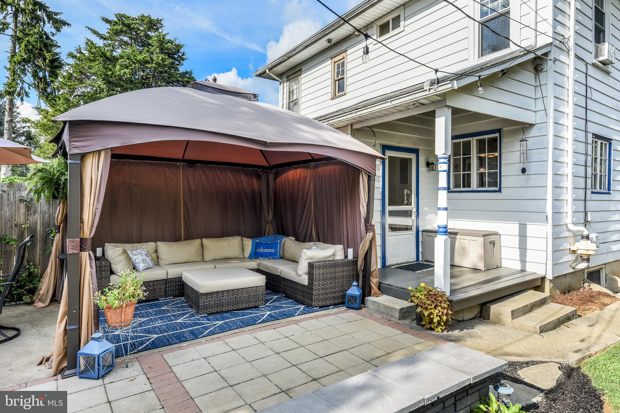 318 South Cedar Street Lititz, PA 17543 - Photo 3 of 23