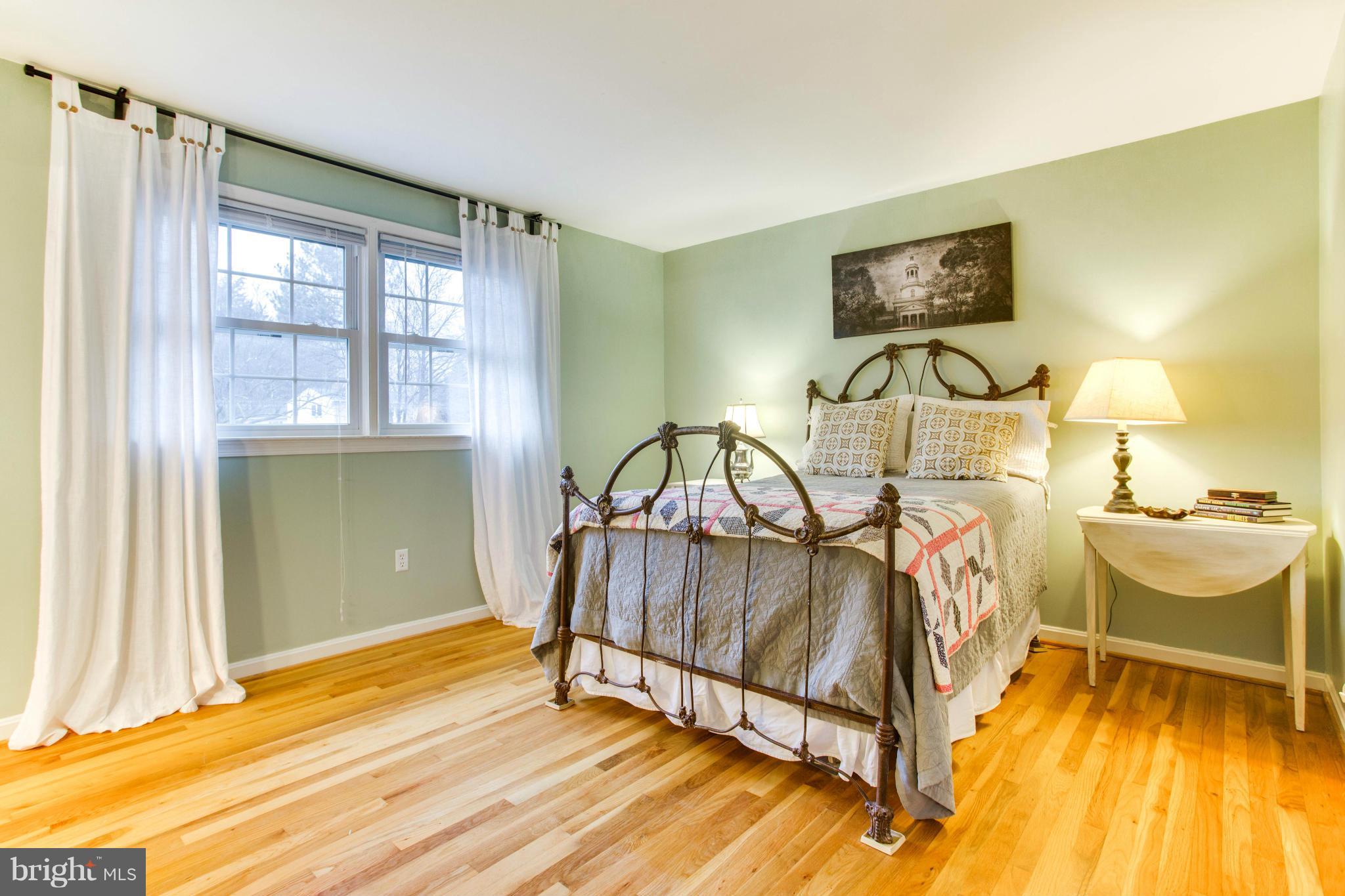 6807 Houndmaster Road Springfield, VA 22152 - Photo 8 of 22 Bedroom (Master)