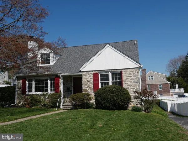 $550,000 | 517 Weymouth Road, Springfield, PA 19064