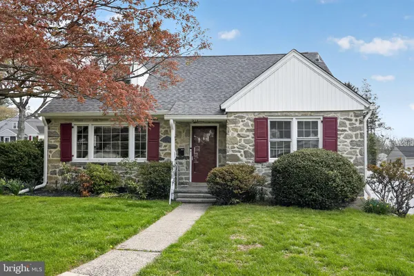 $550,000 | 517 Weymouth Road, Springfield, PA 19064