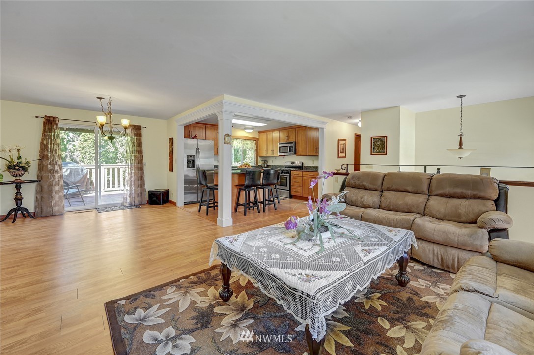 21710 9th Avenue West Bothell, WA 98021 - Photo 2 of 24