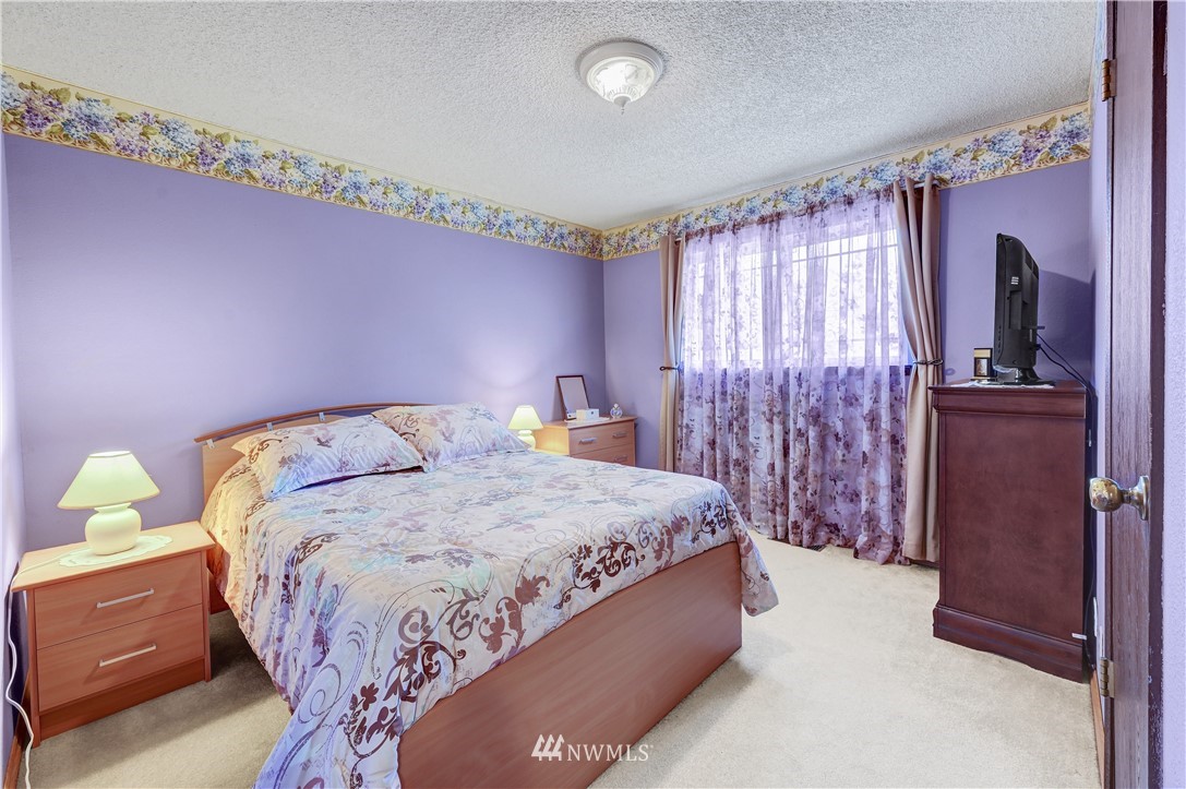 21710 9th Avenue West Bothell, WA 98021 - Photo 14 of 24