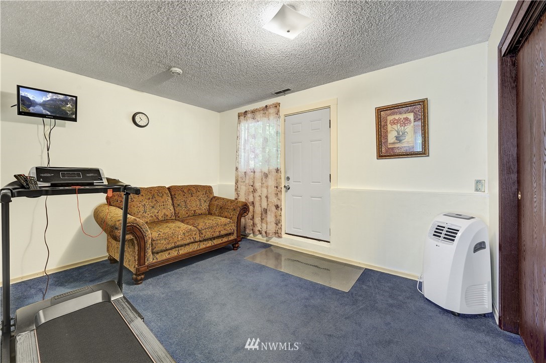 21710 9th Avenue West Bothell, WA 98021 - Photo 17 of 24