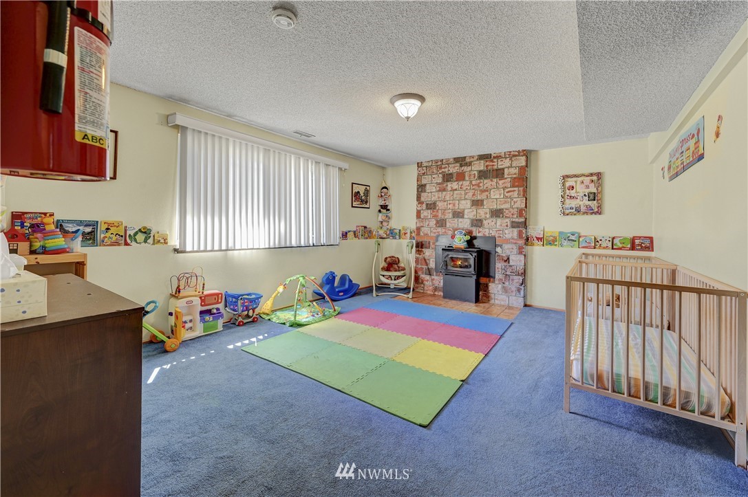 21710 9th Avenue West Bothell, WA 98021 - Photo 18 of 24