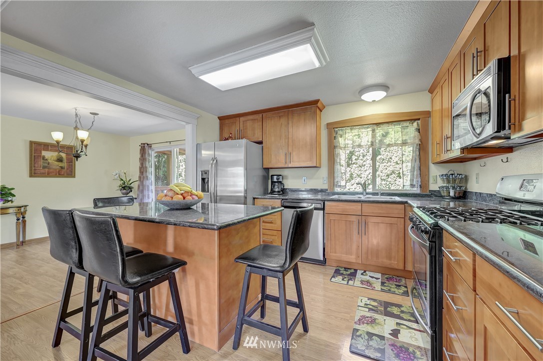 21710 9th Avenue West Bothell, WA 98021 - Photo 9 of 24