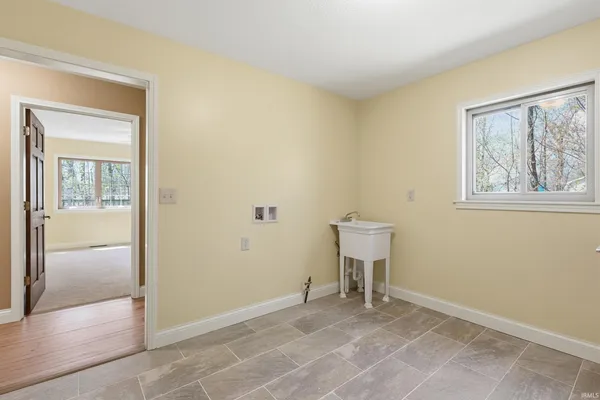 $847,500 | 1080 North Shore Drive, Rome City, IN 46784