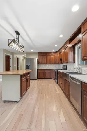 $847,500 | 1080 North Shore Drive, Rome City, IN 46784
