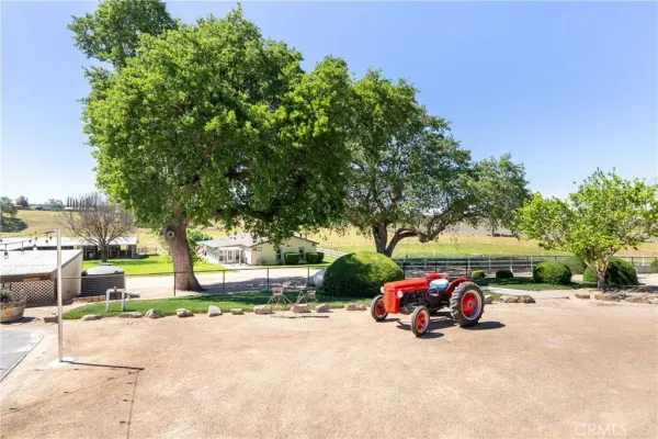 $3,399,000 | 5385 Camp 8 Road, Paso Robles, CA 93446