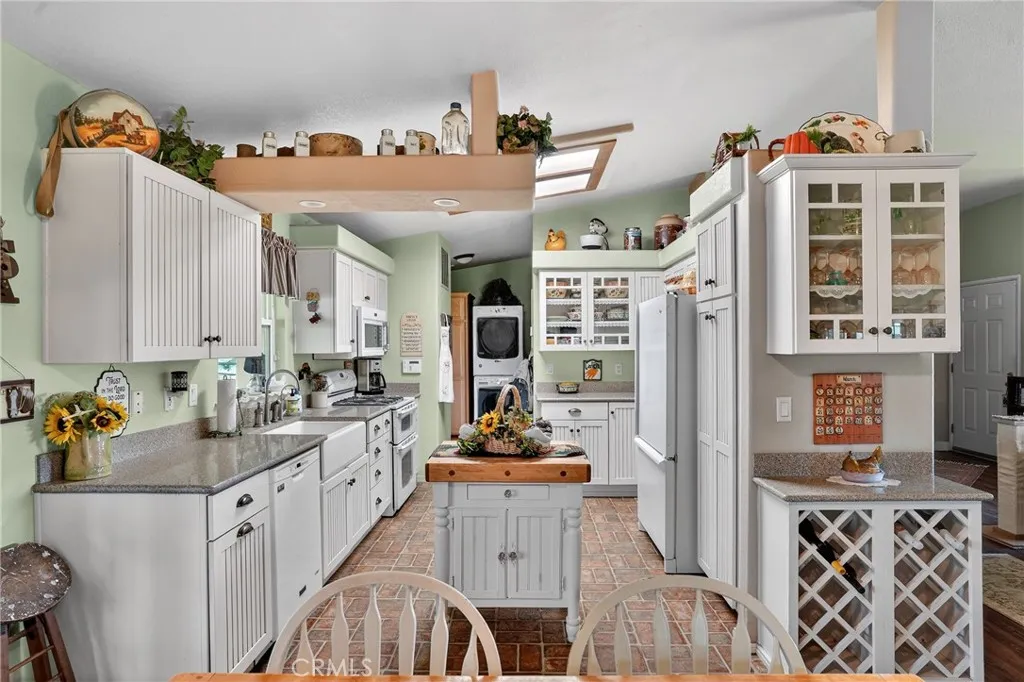 5385 Camp 8 Road Paso Robles, CA 93446 - Photo 28 of 38