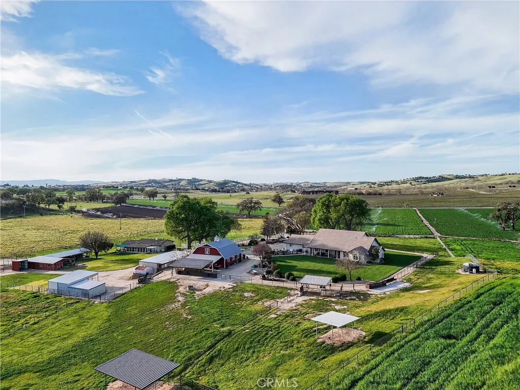 5385 Camp 8 Road Paso Robles, CA 93446 - Photo 37 of 38