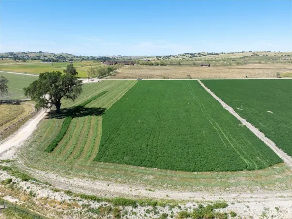 $3,399,000 | 5385 Camp 8 Road, Paso Robles, CA 93446