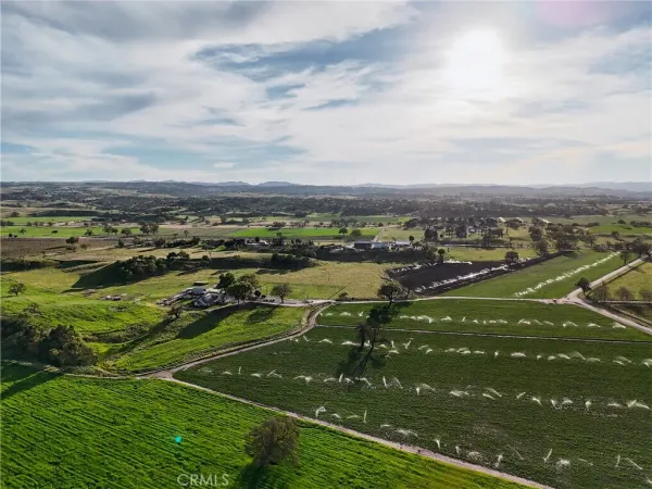 $3,399,000 | 5385 Camp 8 Road, Paso Robles, CA 93446