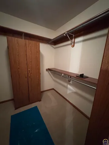 $318,000 | 915 Walnut Street, Valley Falls, KS 66088