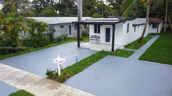 $2,950 | 330 Northwest 82nd Terrace, Unit A, Miami, FL 33150