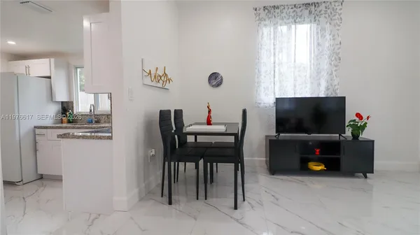$2,950 | 330 Northwest 82nd Terrace, Unit A, Miami, FL 33150