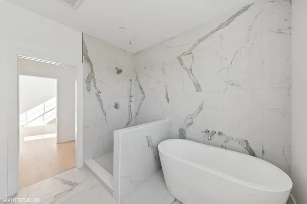 $1,295,000 | 819 South Highland Avenue, Arlington Heights, IL 60005