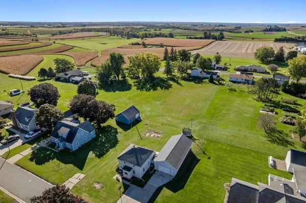 $235,000 | 200 1st Street Southeast, Eitzen, MN 55931