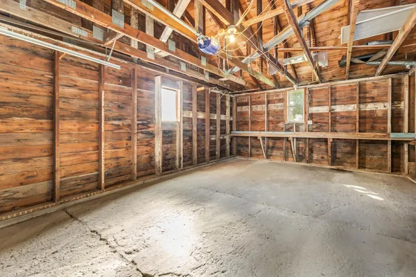 $235,000 | 200 1st Street Southeast, Eitzen, MN 55931