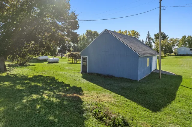 $235,000 | 200 1st Street Southeast, Eitzen, MN 55931