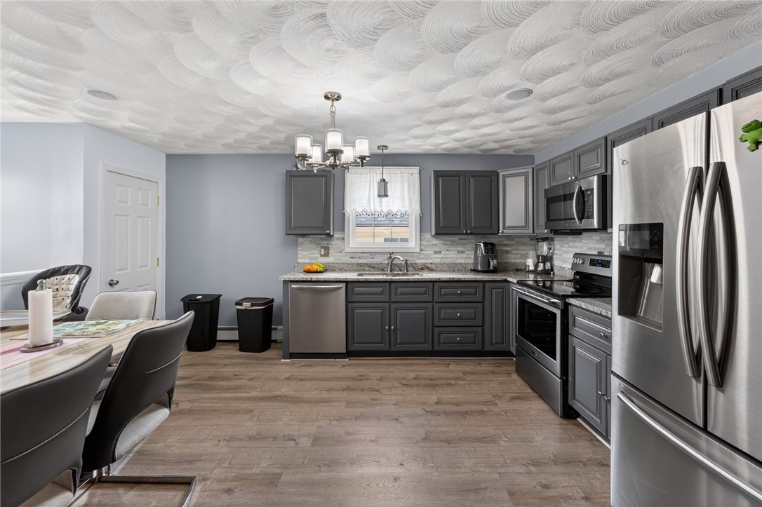 37 Mercy Street Providence, RI 02909 - Photo 16 of 17